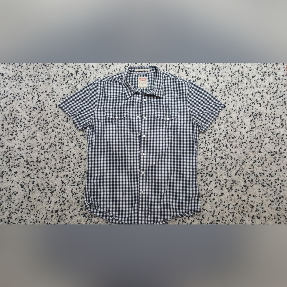 Levi's checkered top
